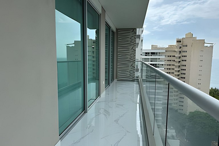 Apartamento vista frontal al mar