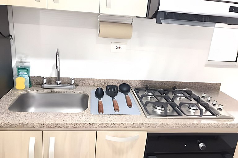 Nuevo en Rodadero, vista al mar