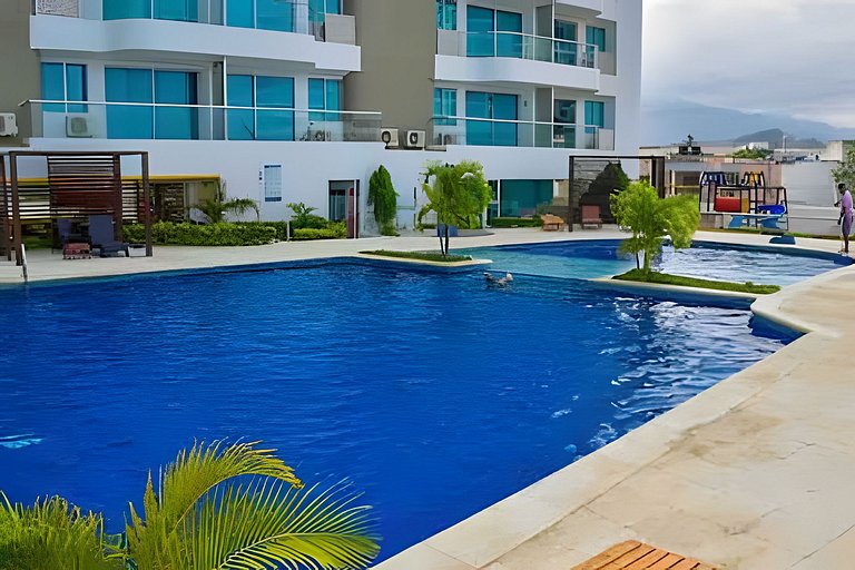 Nuevo en Rodadero, vista al mar